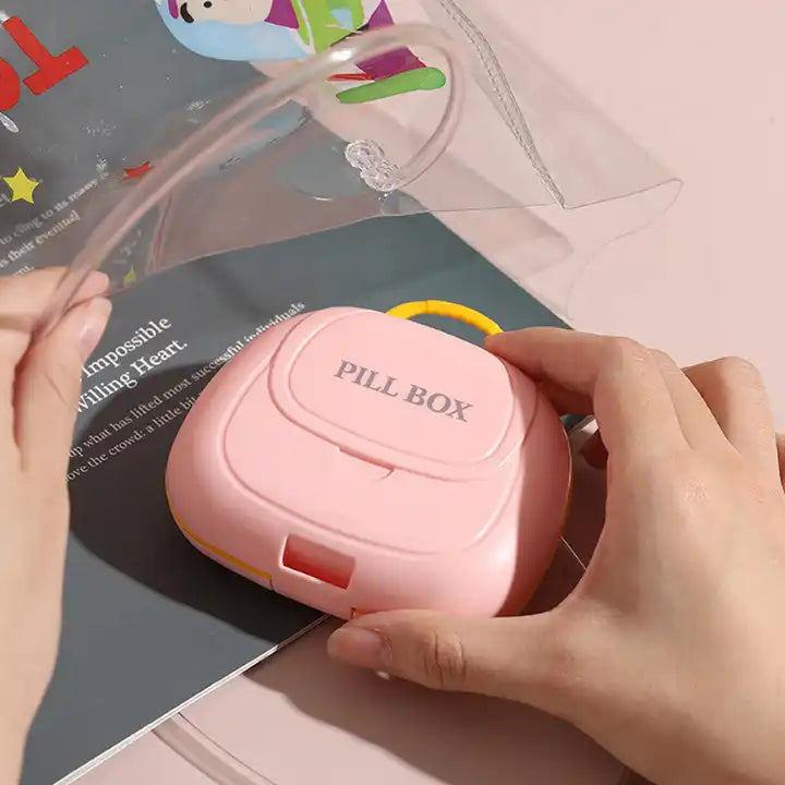 7-Day Pill Organizer – Weekly Medicine Box with Easy Open Lids