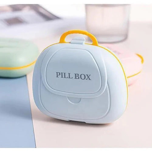 7-Day Pill Organizer – Weekly Medicine Box with Easy Open Lids