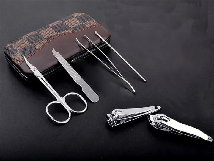 6-Piece Manicure & Pedicure Kit – Nail Care Grooming Set with Case