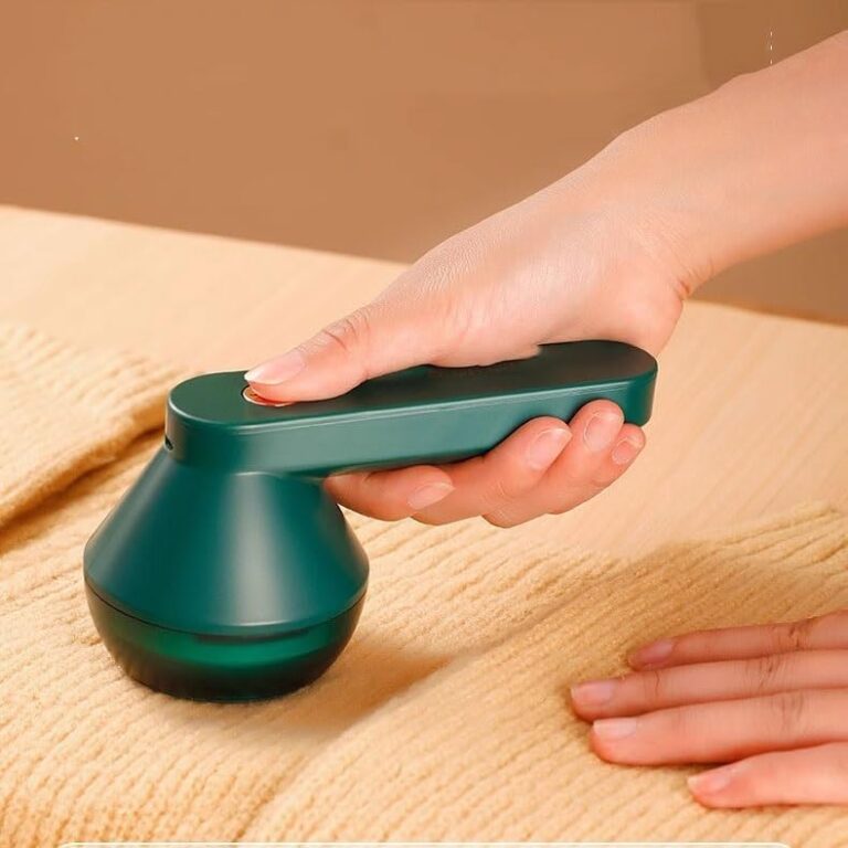 Electric Lint Remover – Rechargeable & Portable for Clothes and Fabrics
