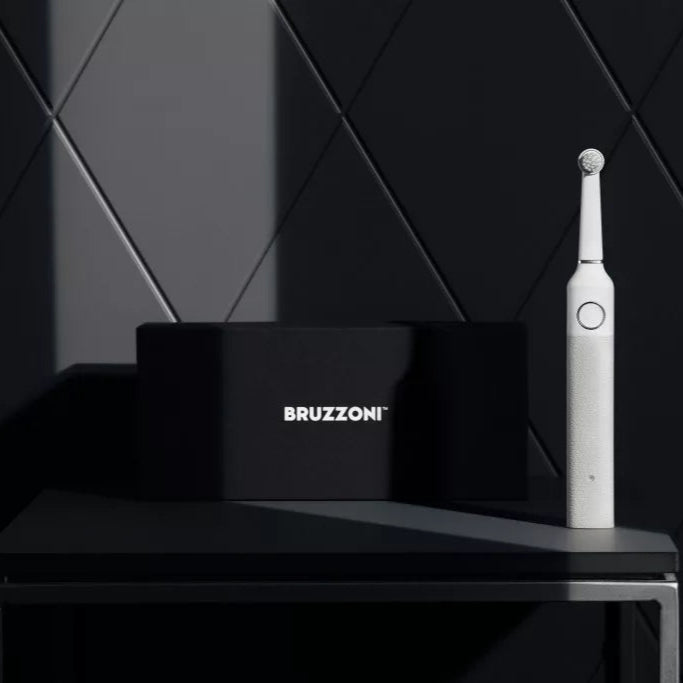 Bruzzoni Premium Electric Toothbrush – Scandinavian Style with Wireless Charging